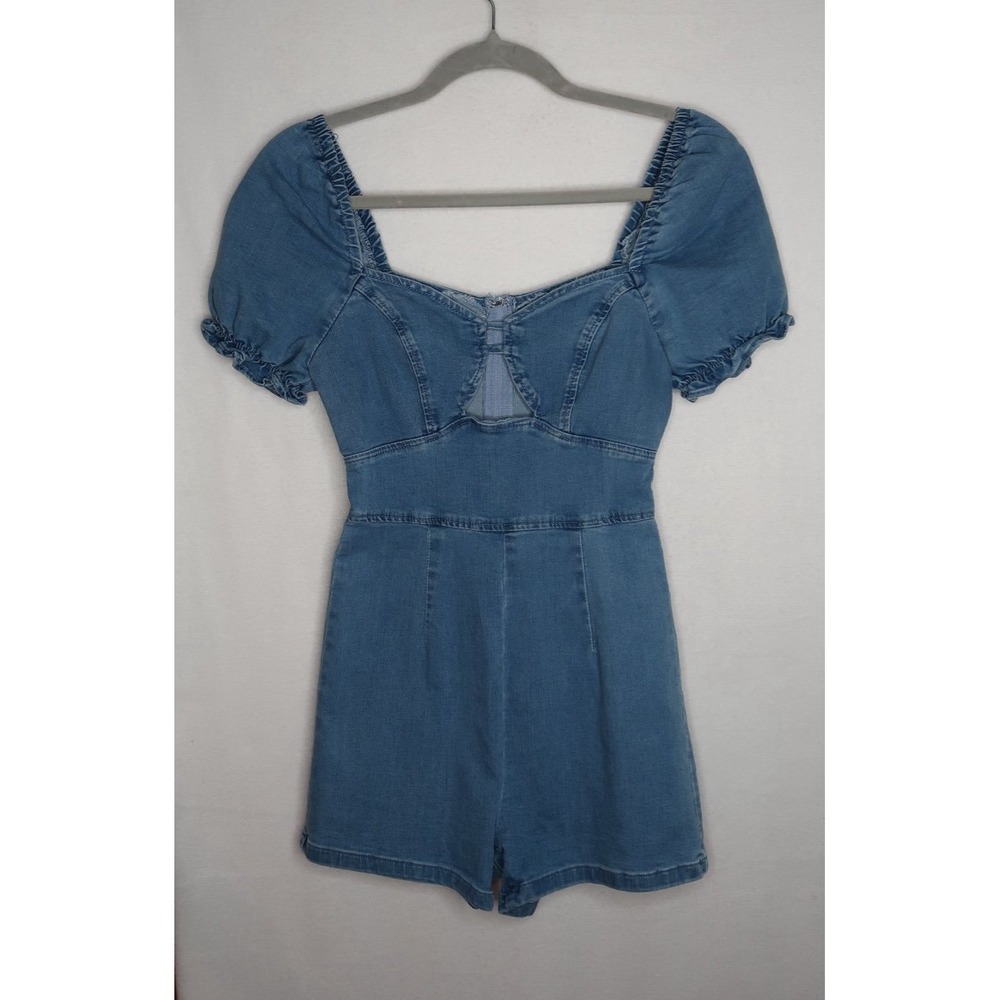 Windsor Womens XS Denim Romper Blue Puff Sleeve Sweetheart Cutout Stretch EUC